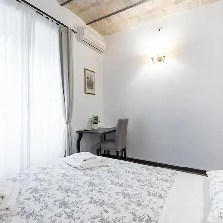 بيت ضيافة Steps From The Vatican 4*