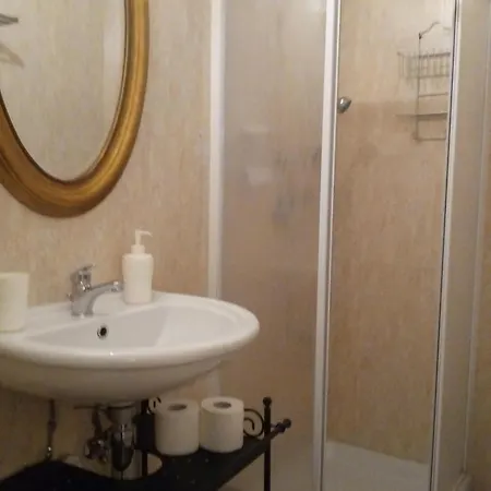 Steps From The Vatican بيت ضيافة روما